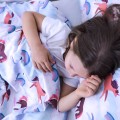 Kołdra obciążeniowa dla dzieci 90x120 letnia Koniki Gravity Blanket